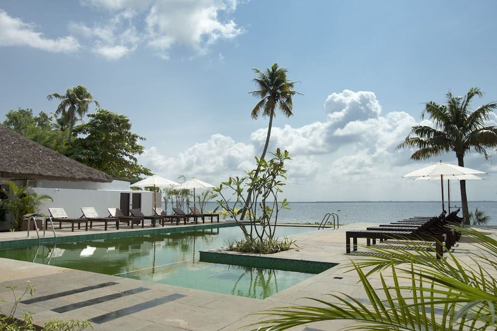 Deshadan Backwater Resort - Cherthala