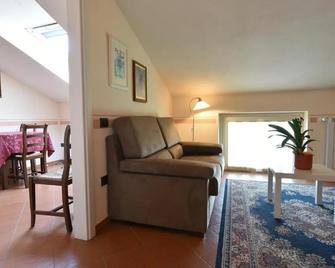 Hotel Ristorante Borgovecchio - Mongardino - Huiskamer