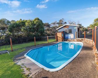 Port Campbell Motor Inn - Port Campbell - Pool
