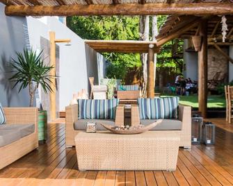 Pousada Villa Maeva Itacare - איטקארה (אילוז-איטבונה) - פטיו