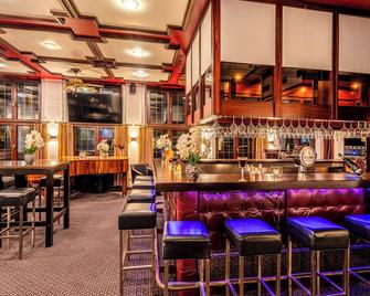 Plaza Hotel Buchhorner Hof - פרידריכסהאפן - בר