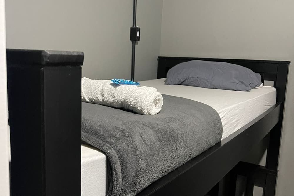 Esquina 8 Suítes Confort & Hostel - פלוריאנופוליס - חדר שינה