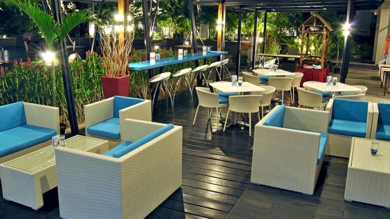 Solo Paragon Hotel & Residence