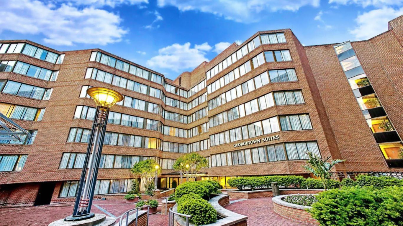 Georgetown Suites