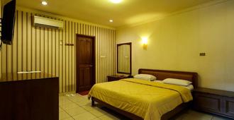 Hotel 678 Cawang Powered By Cocotel - Yakarta