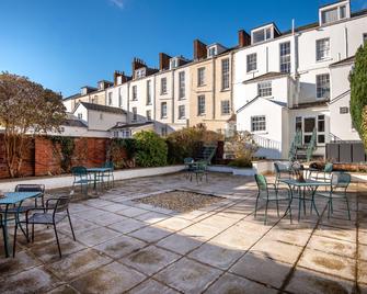 Bendene Townhouse - Exeter - Patio
