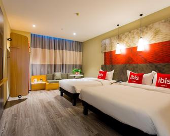 Ibis Baoji Hi-Tech Zone Hotel - Baoji - Schlafzimmer