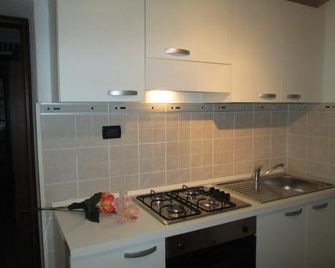 Orchidea - Carrù - Cocina