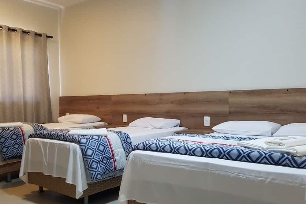 بوزادا دوس جياس - ألتو بارايسو دي غوياس - غرفة نوم