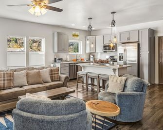 230 9th Avenue - Ouray