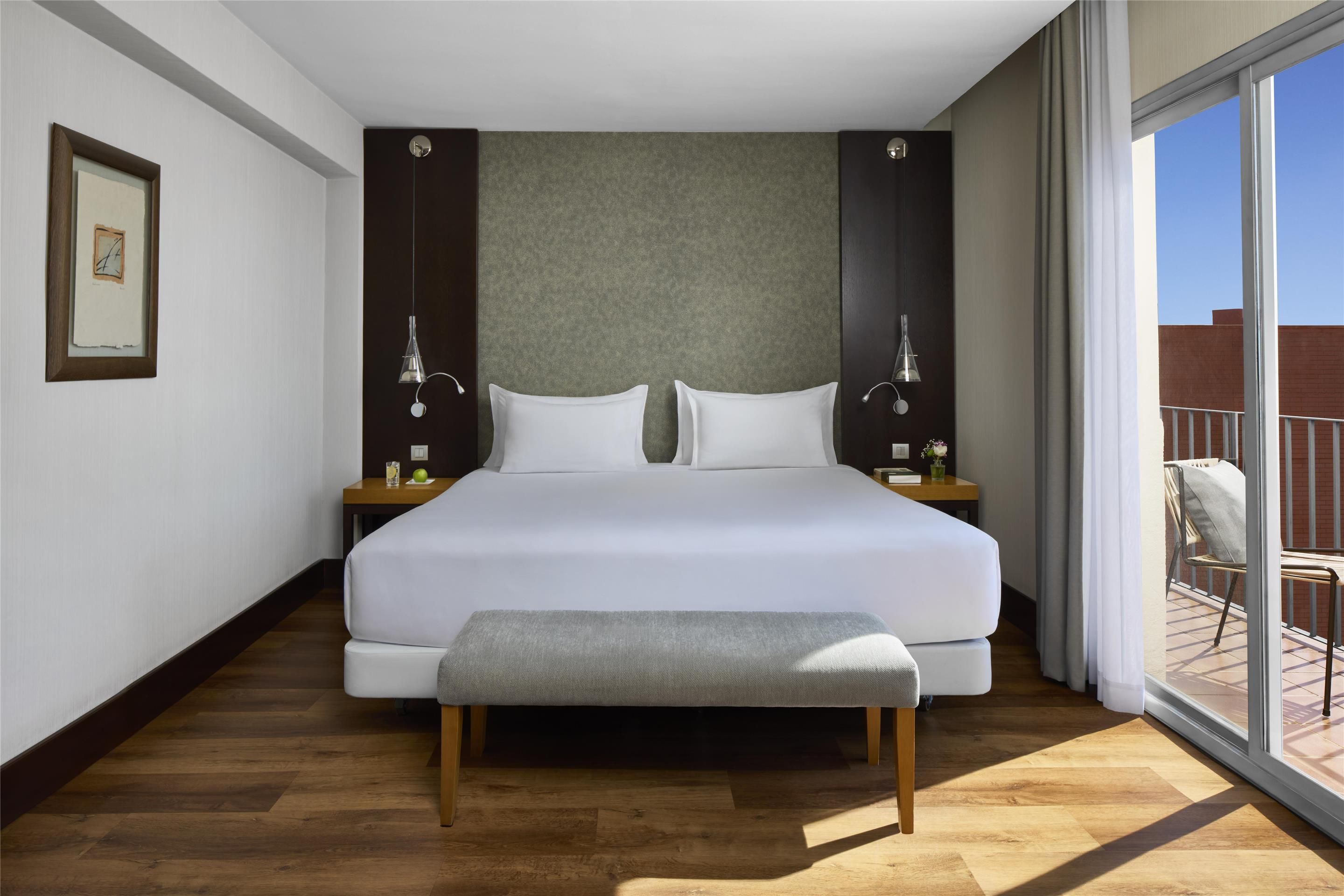 NH Barcelona Stadium thumbnail 2