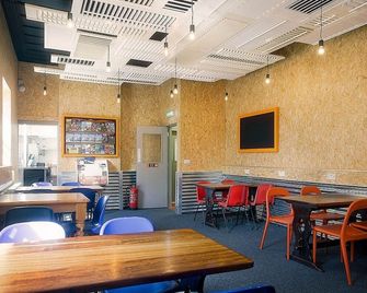 Princes Street Hostel - Edinburgh