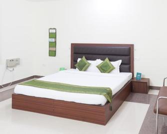 Treebo Annaya Royals - Lucknow - Habitación