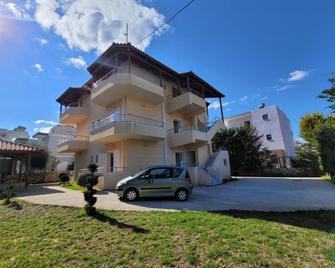Mihasi Apartments - Ksamil - Bygning