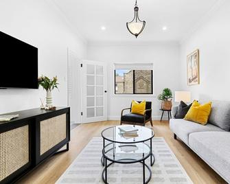 Hamilton Lodge - Lilyfield - Lounge