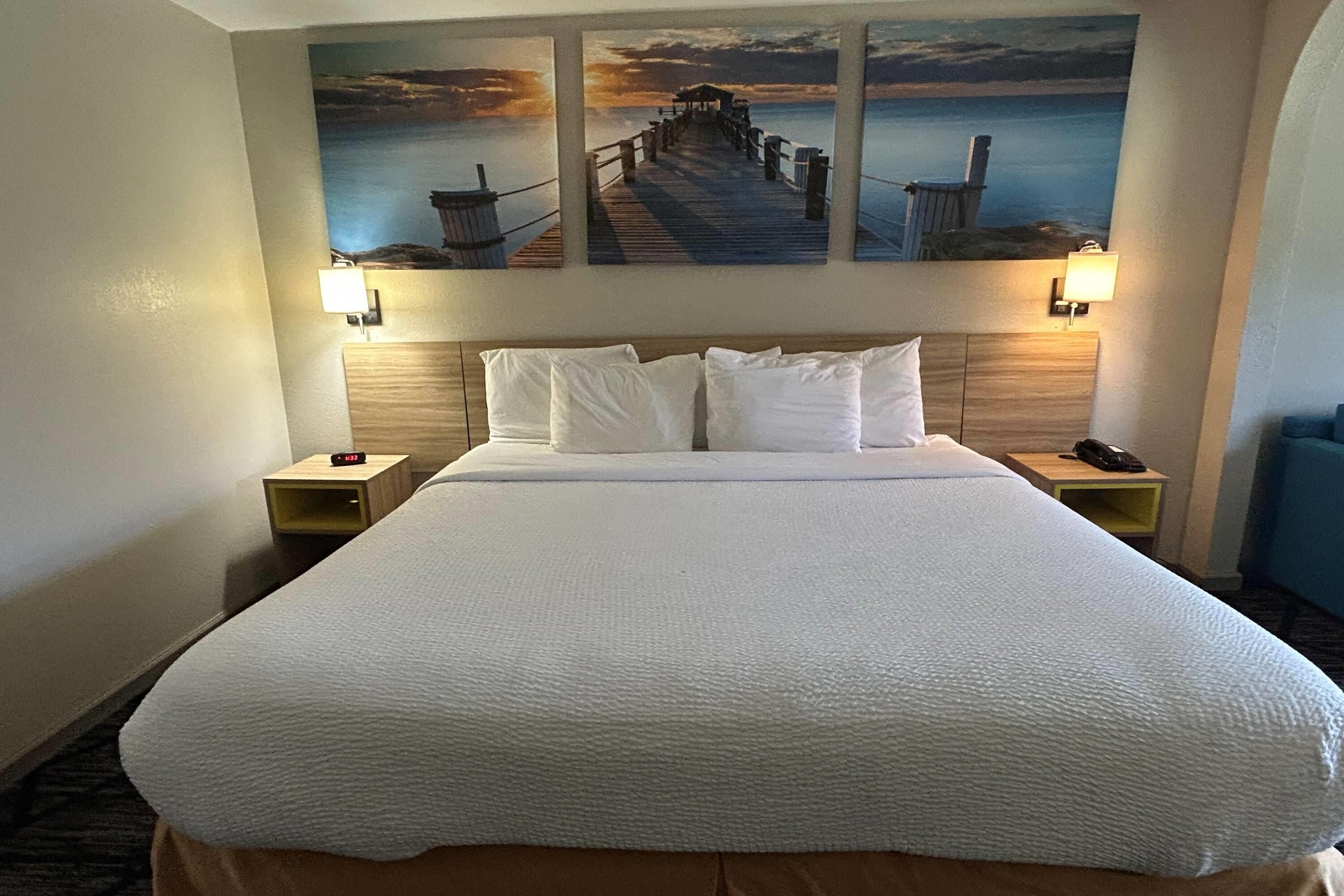 Days Inn & Suites by Wyndham Stockbridge South Atlanta - Stockbridge - Habitación