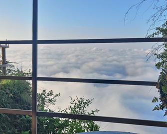 Saiva Hill Resort - Mussoorie - Balcony