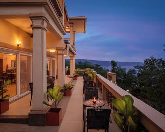 Highland Sarovar Portico Sindhudurg - Mālvan - Balcony