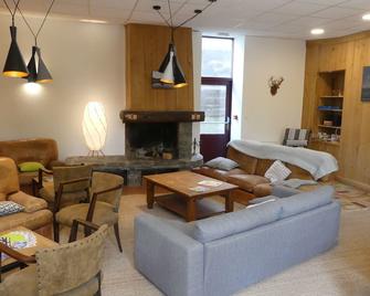 Gite de Llo - Llo - Living room