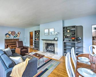 Cozy Abode about 3 Mi to Indiana Dunes Natl Park - Chesterton