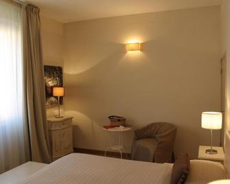 Touring - Livorno - Bedroom