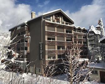 Hotel des Alpes - Flims - Building