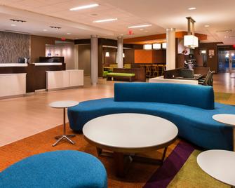 Fairfield Inn & Suites by Marriott Utica - Utica - Lobby