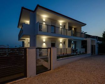 아이오라 스위트 - 사코우디아 - 건물