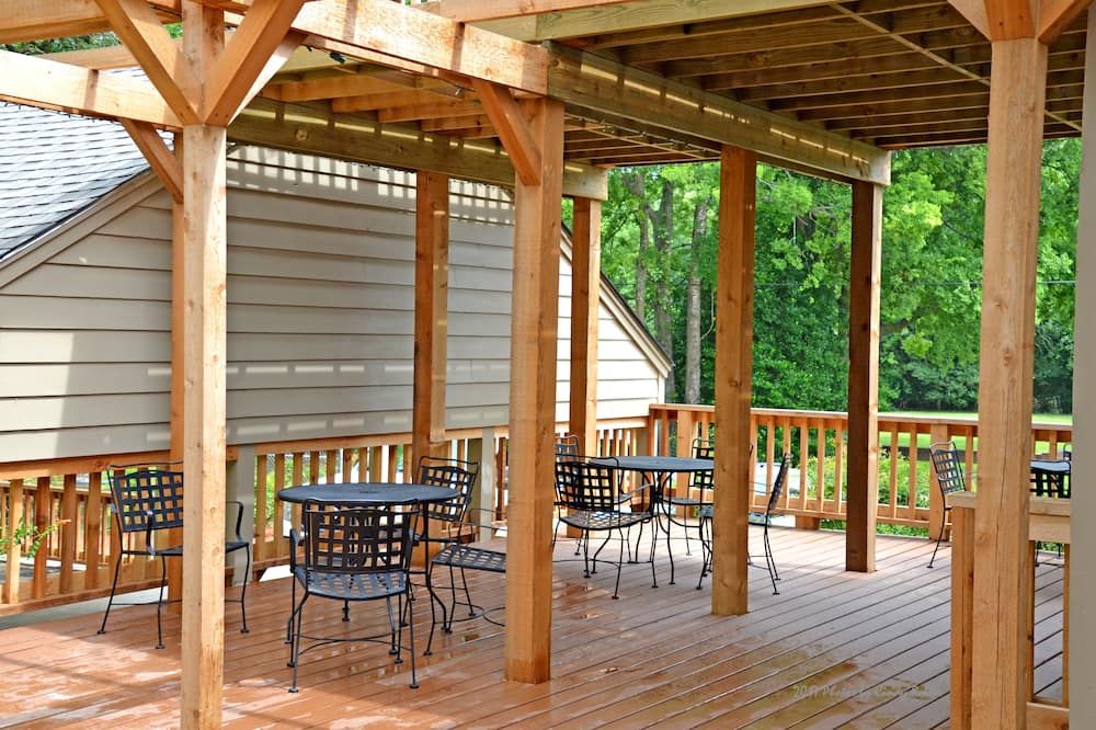 The Oaks Bed And Breakfast - Sulphur Springs - Innenhof