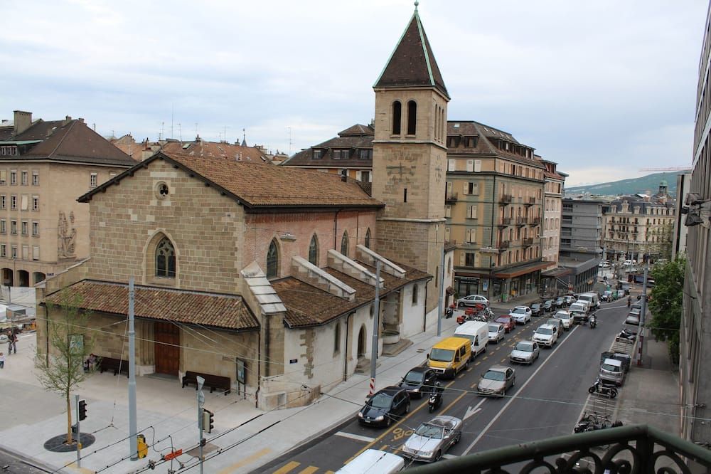 Hotel de Geneve thumbnail 3