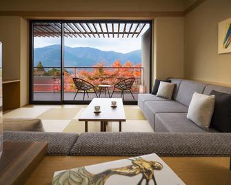 Hoshino Resorts Kai Sengokuhara - Hakone - Wohnzimmer