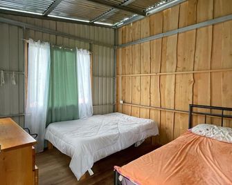 Alojamiento Oye - Patillos - Habitación