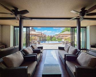 Le Grand Karuizawa Hotel and Resort - Karuizawa - Pool