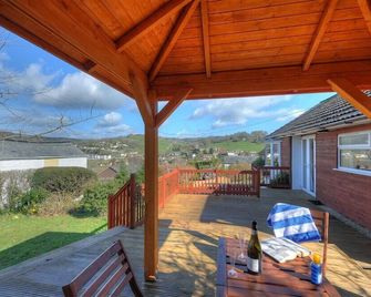 Charlesmead - Lyme Regis - Balkon