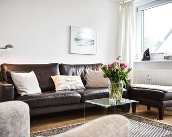 Ferienwohnung Bilutten - Wenningstedt-Braderup - Living room
