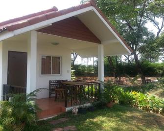 Ruenlookmai Resort - Pathum Thani - Patio