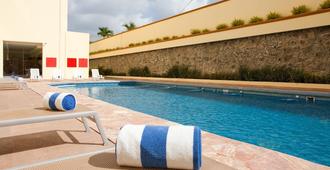 Hotel Hipico Inn - Poza Rica de Hidalgo - Pool