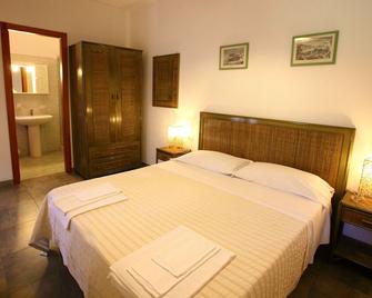 Villa Crimi - Vulcano - Habitación