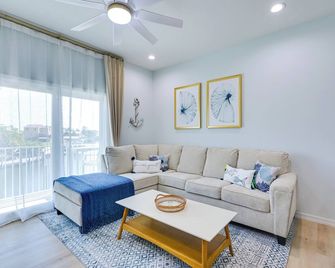 Waterfront Hudson Townhome With Dock Acc - Hudson - Sala de estar