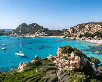 7pines Resort Sardinia - Baia Sardinia - Playa