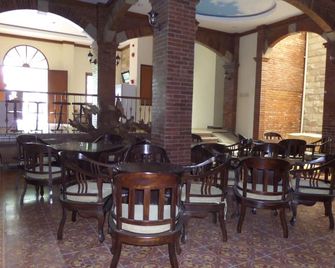 Jacatra Homestay - Malang - Restaurant