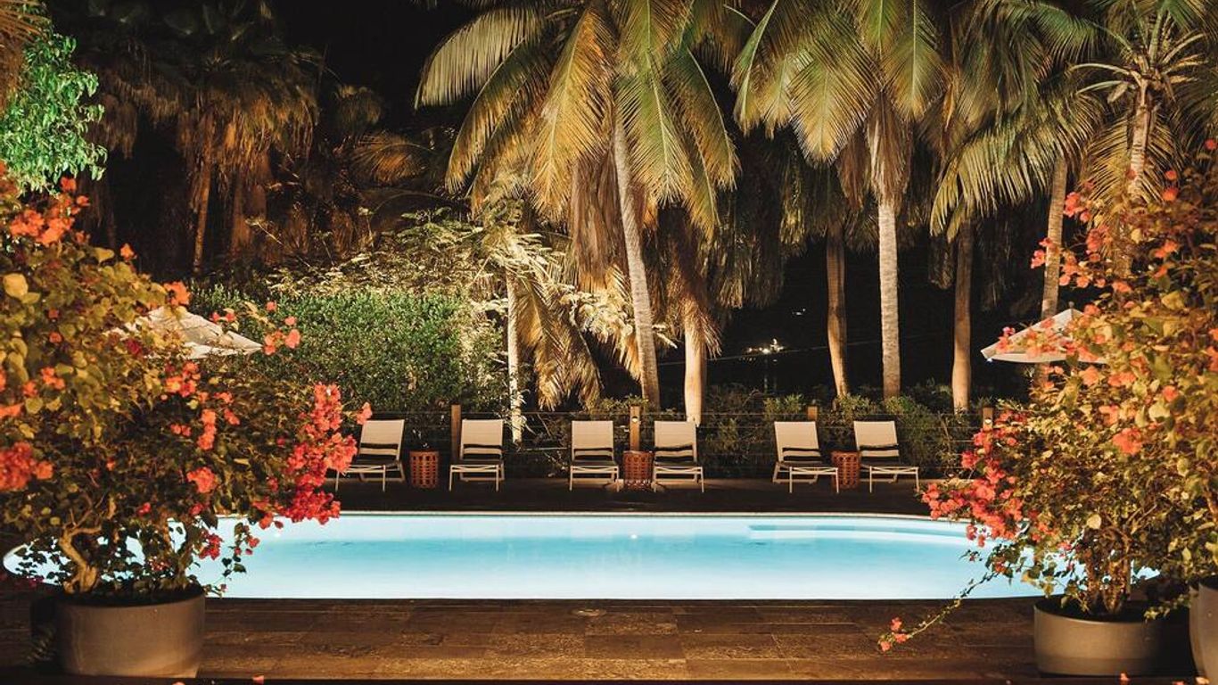 Club Seabourne Hotel