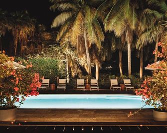 Club Seabourne Hotel - Culebra - Bazén