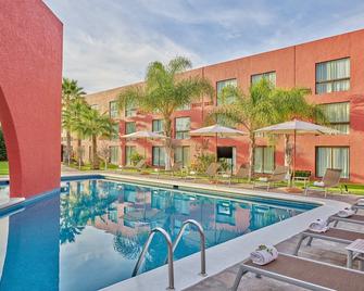 Fiesta Inn Aguascalientes - Aguascalientes - Svømmebasseng