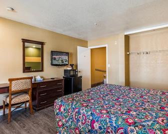 Budget Inn Anaheim / Santa Fe Springs - Santa Fe Springs - Habitación