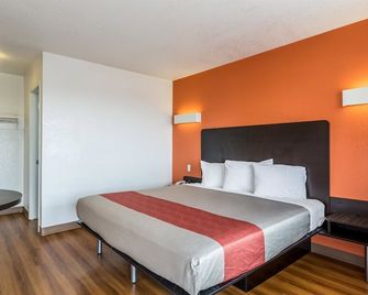 Motel 6 Albuquerque Northeast - Albuquerque - Bedroom