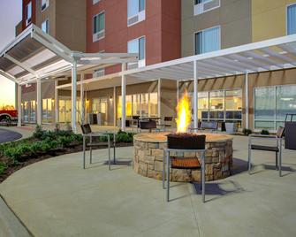 TownePlace Suites by Marriott Albany - Albany - Hàng hiên