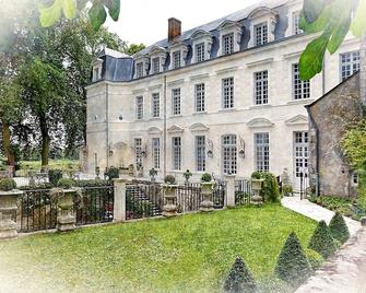 Grand Hôtel de l'Abbaye - Beaugency - Building