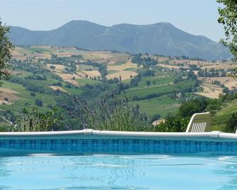 La Girandola - Cupramontana - Piscina