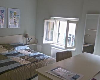 A Casa Di Maria - Como - Slaapkamer